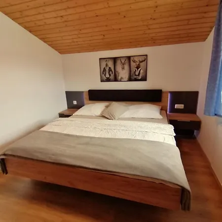 Haus Hubertus *